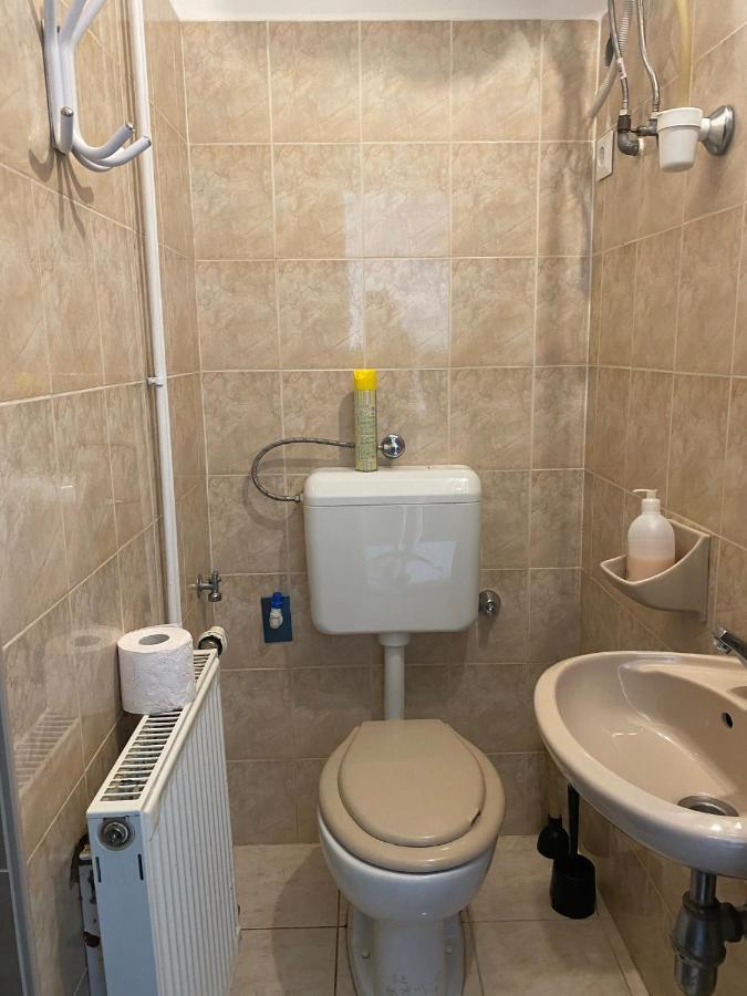 Holiday Apartmanhaz Balatonfured Luaran gambar
