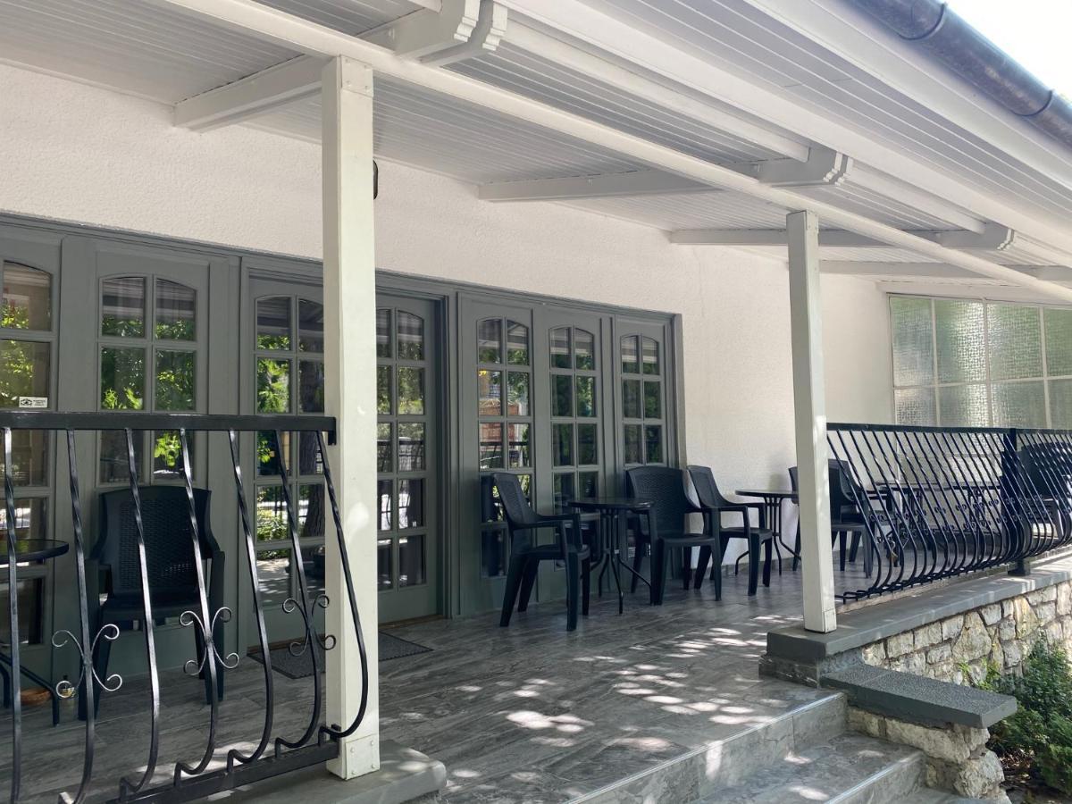 Holiday Apartmanhaz Balatonfured Luaran gambar
